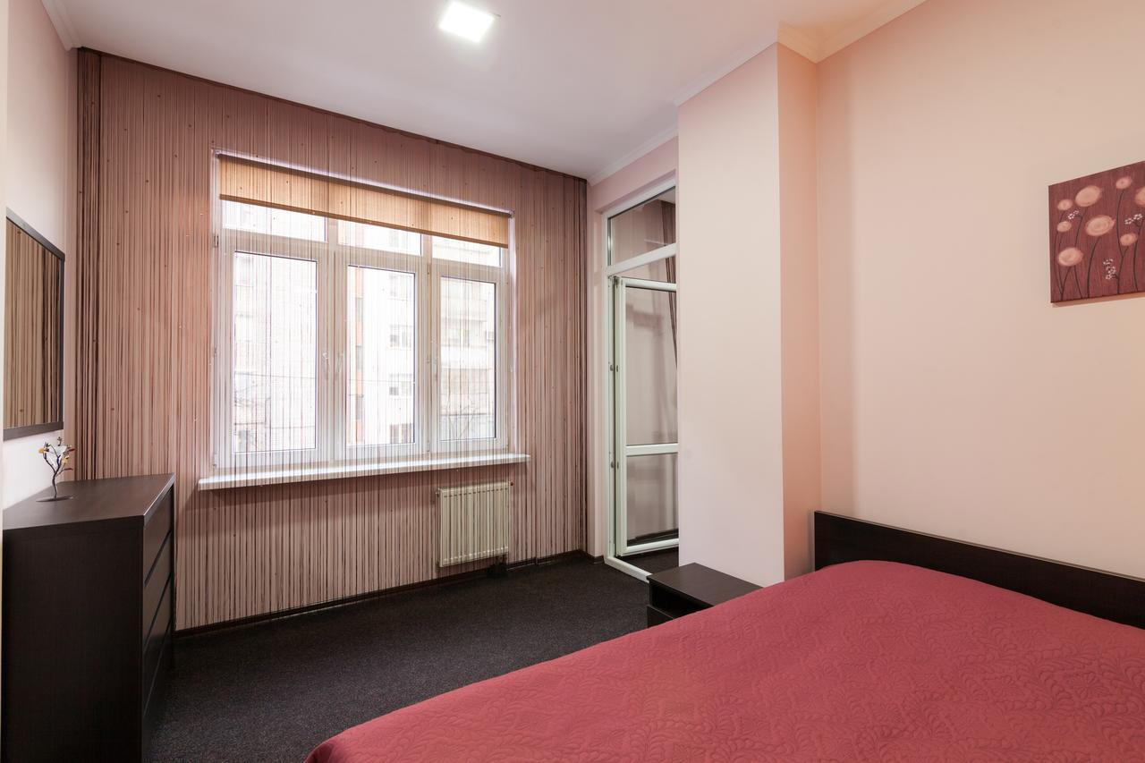 Lux Apart Lviv Apartments Екстер'єр фото