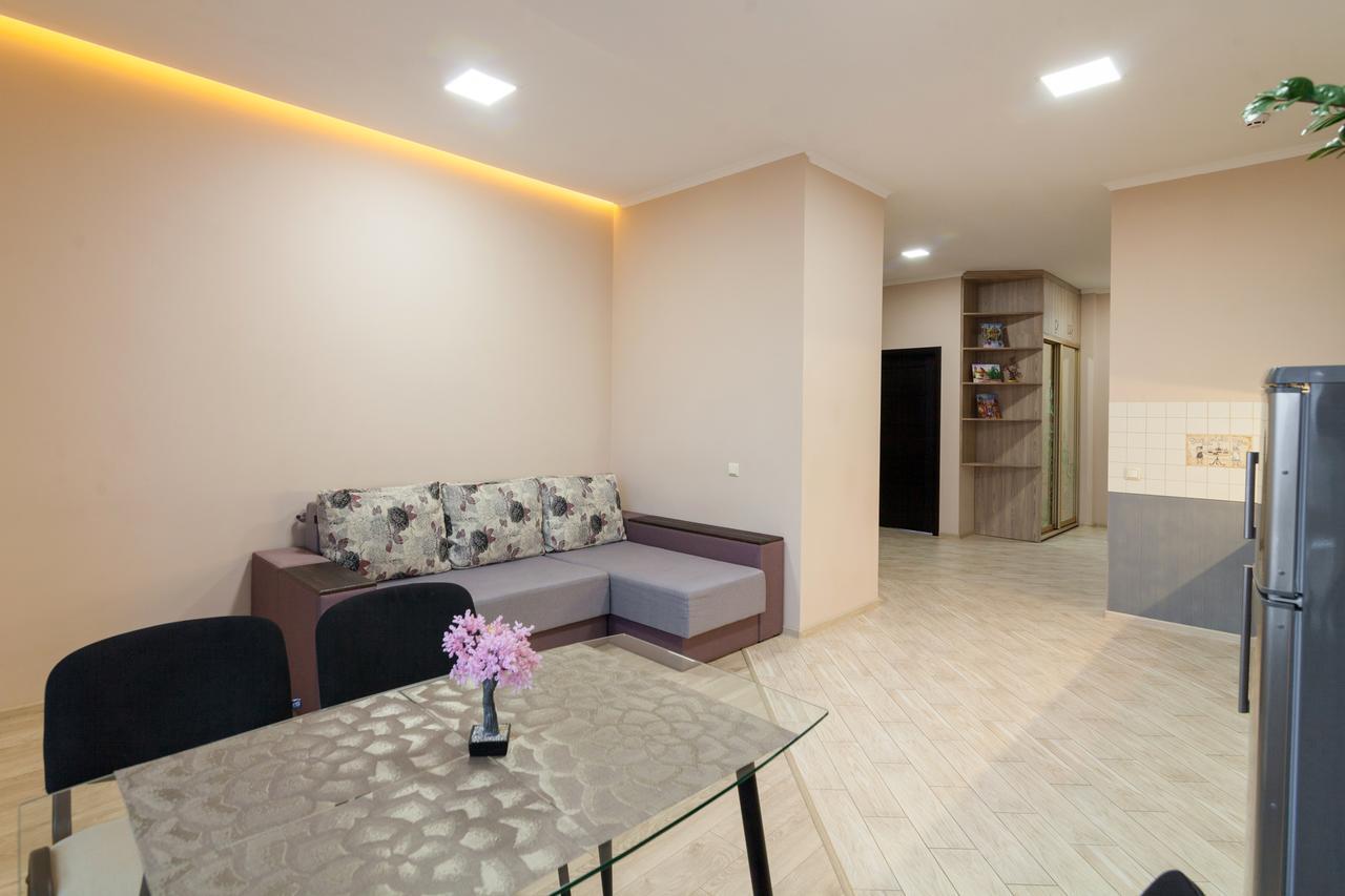 Lux Apart Lviv Apartments Екстер'єр фото